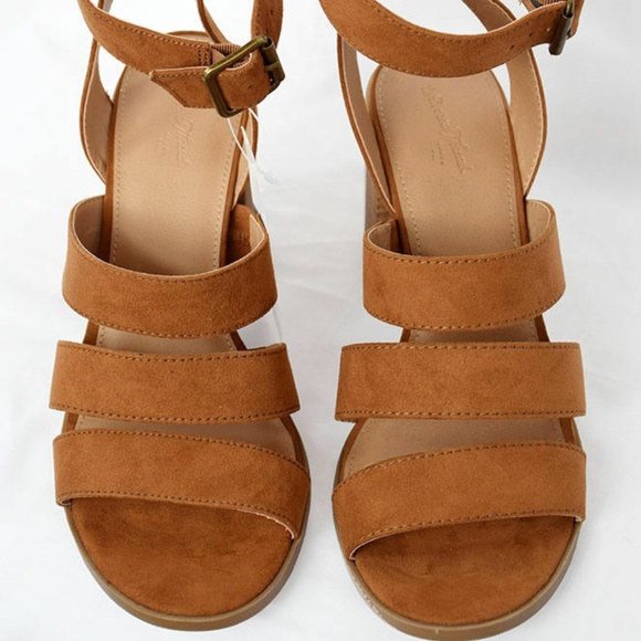 pavers ladies navy shoes